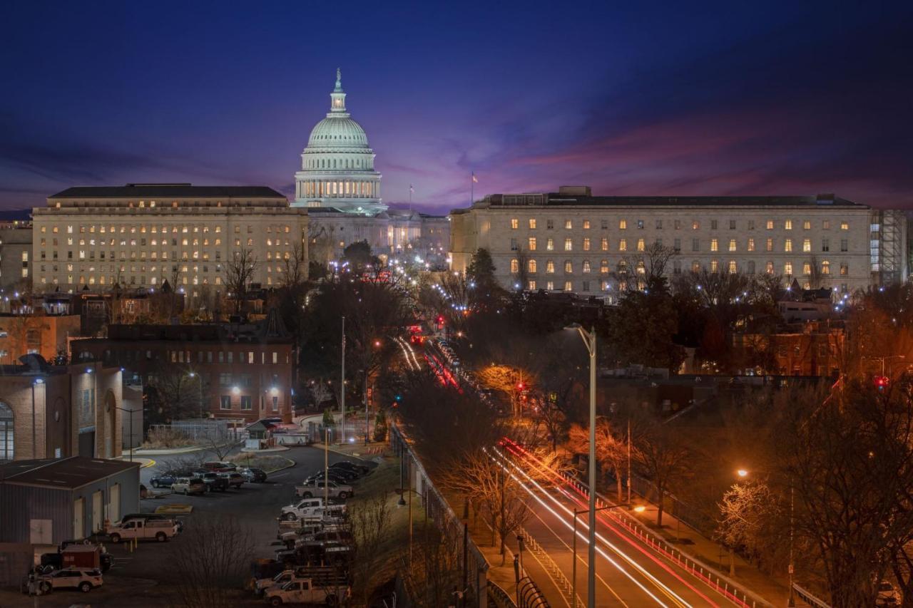 Ac Hotel By Marriott Washington Dc Capitol Hill Navy Yard Bagian luar foto